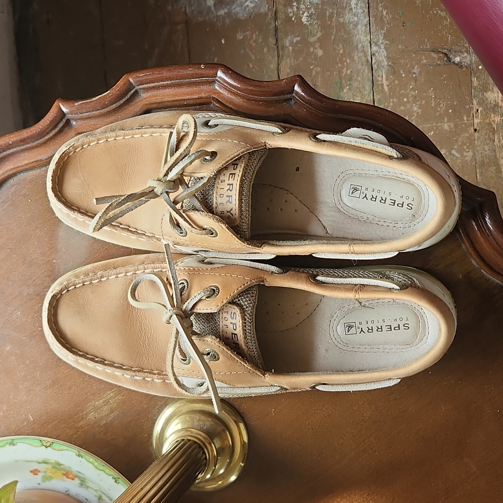 Sperry Topsiders